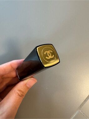 Chanel lipstick rouge allure